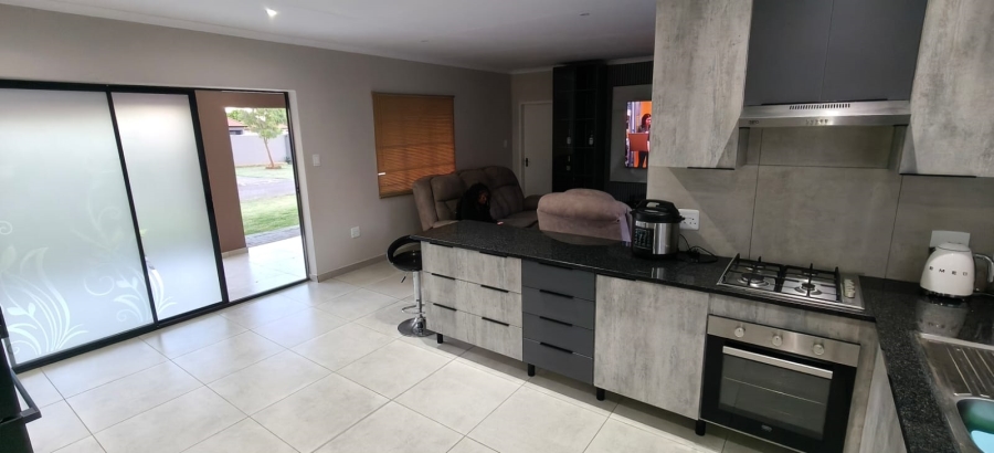 3 Bedroom Property for Sale in Waterkloof East North West